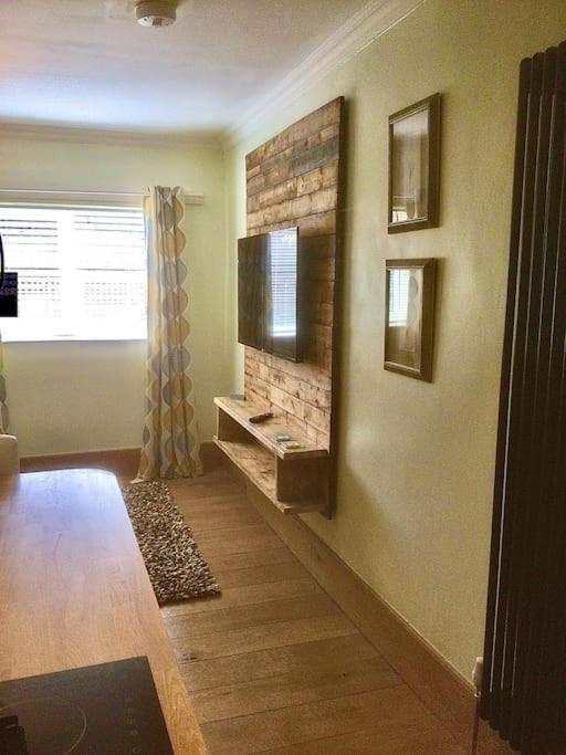 Henwick House Beautiful Flat,Private Parking, Short Walk To Town Apartment Ludlow Exterior photo